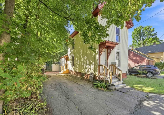 1st image of 41 Beacon St, Concord, NH 03301 | MLS# 5106747