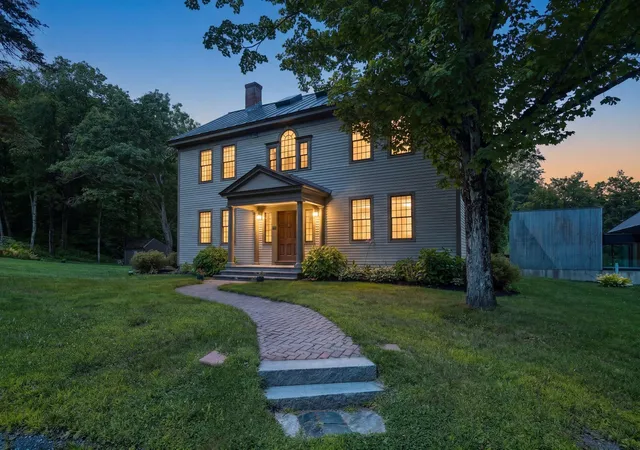 3rd image of 28 Loomis Rd, Lebanon, NH 03766 | MLS# 5106748