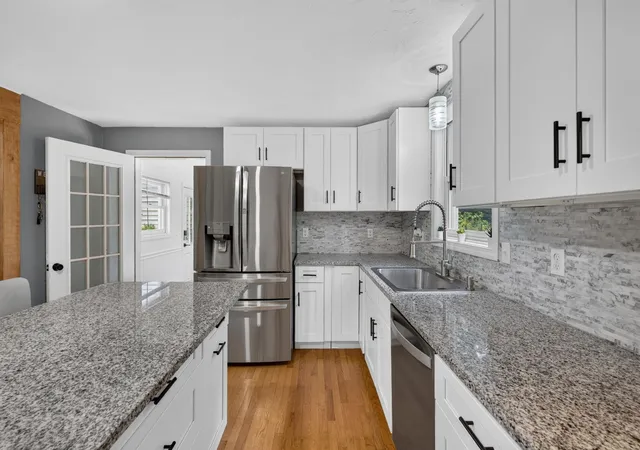 5th image of 13 Helen Dr, Hooksett, NH 03106 | MLS# 5106751