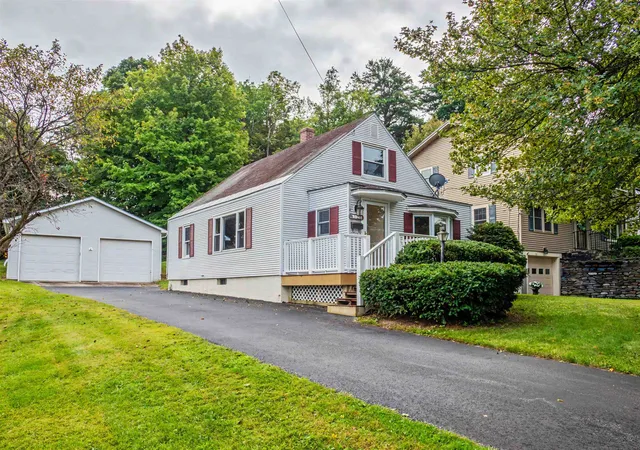 Photo 2 of Single family home for sale at 126 Foster St, Burlington, VT 05401 | MLS# 5106752 | Listing updated on 2026-08-26