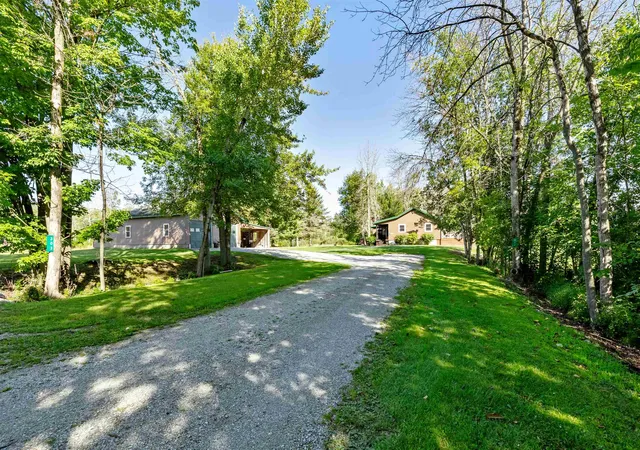 Photo 2 of Single family home for sale at 314 Cameron Dr, Alburgh, VT 05440 | MLS# 5106757 | Listing updated on 2026-09-17