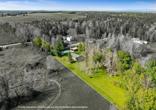Photo 3 of Single family home for sale at 314 Cameron Dr, Alburgh, VT 05440 | MLS# 5106757 | Listing updated on 2026-09-17