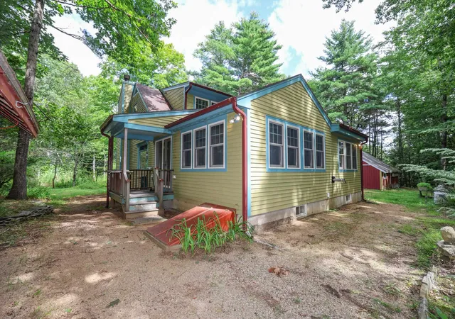 3rd image of 15 Ledge Rd, Chester, NH 03036 | MLS# 5106758