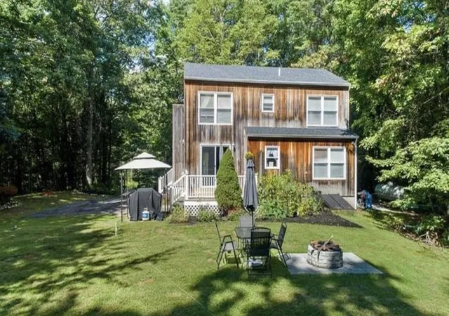 1st image of 19 Jade Ct, Derry, NH 03038 | MLS# 5106763