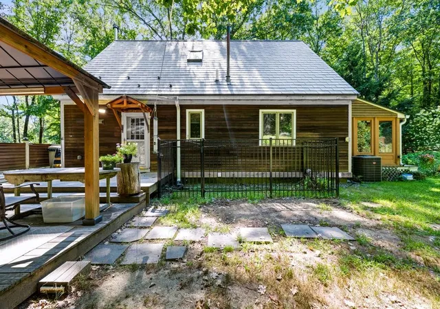 4th image of 94 Old Lee Rd, Newfields, NH 03856 | MLS# 5106768