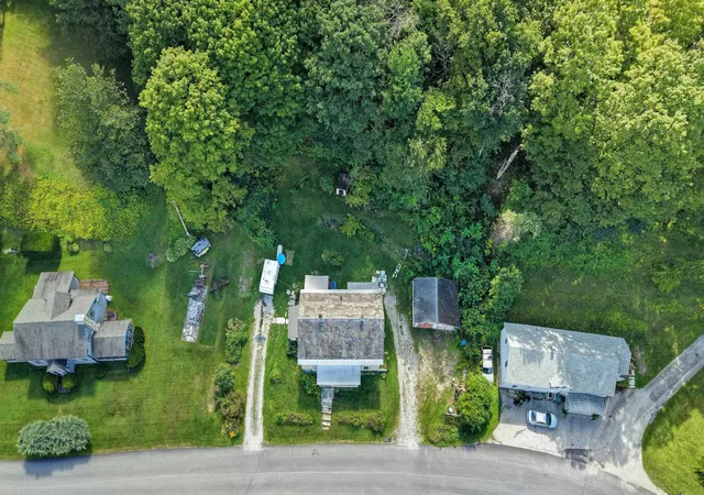 Photo 4 of House for sale at 31-33 Gorham Bridge Rd, Proctor, VT 05765 | MLS# 5106770 | Listing updated on 2026-09-11