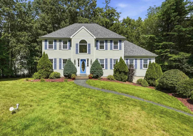 Photo 1 of Single family home for sale at 9 Alexandra Dr, Pelham, NH 03076 | MLS# 5106774 | Listing updated on 2026-09-04
