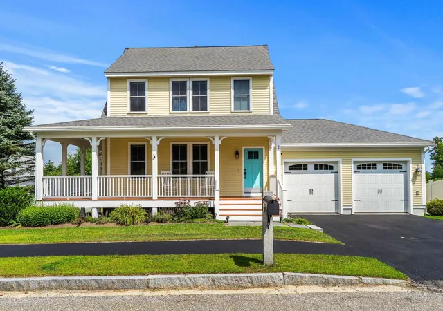 Photo 3 of Single family home for sale at 2 Pierce Dr, Rochester, NH 03867 | MLS# 5106776 | Listing updated on 2026-09-15