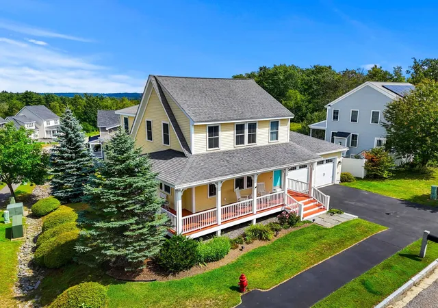 Photo 3 of Single family home for sale at 2 Pierce Dr, Rochester, NH 03867 | MLS# 5106776 | Listing updated on 2026-09-15