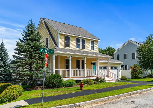 Photo 4 of Single family home for sale at 2 Pierce Dr, Rochester, NH 03867 | MLS# 5106776 | Listing updated on 2026-09-15