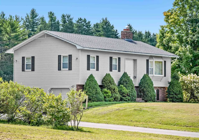Photo 1 of Sale Pending at 1680 North St, East Montpelier, VT 05602 | MLS# 5106784 | Listing updated on 2026-08-31