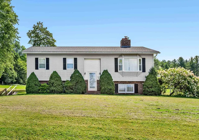 Photo 4 of Sale Pending at 1680 North St, East Montpelier, VT 05602 | MLS# 5106784 | Listing updated on 2026-08-31
