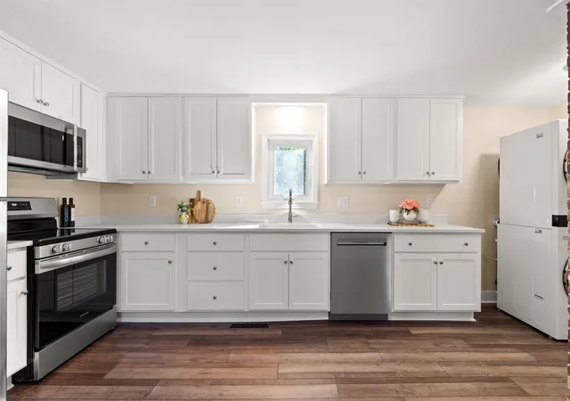 4th image of 70 Depot Rd, Epping, NH 03042 | MLS# 5106796