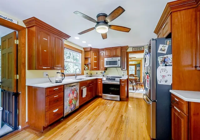 3rd image of 23 Beechwood Rd, Hudson, NH 03051 | MLS# 5106798