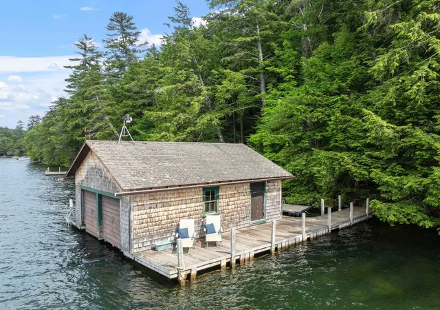 1st image of 15 Hemlock Wy, Holderness, NH 03245 | MLS# 5106806