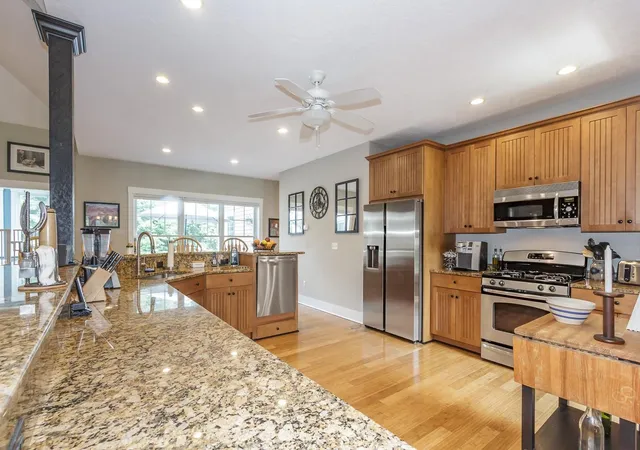 Photo 3 of Single family home for sale at 6 Rosewood St, Windham, NH 03087 | MLS# 5106815 | Listing updated on 2026-10-06