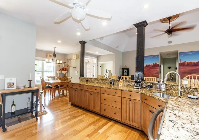 Photo 4 of Single family home for sale at 6 Rosewood St, Windham, NH 03087 | MLS# 5106815 | Listing updated on 2026-10-06