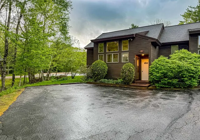 Photo 1 of Townhouse for sale at 32 Marsden Dr #32, Bartlett, NH 03838 | MLS# 5106816 | Listing updated on 2026-09-09