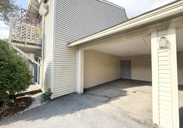 Photo 2 of Condo for sale at 6134 The Terraces Dr #34, Shelburne, VT 05482 | MLS# 5106819 | Listing updated on 2026-09-03