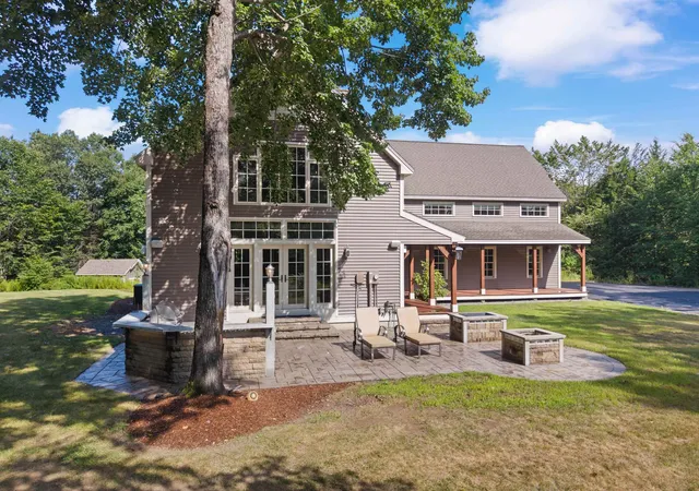 2nd image of 42 Moose Point Dr, Dunbarton, NH 03046 | MLS# 5106820