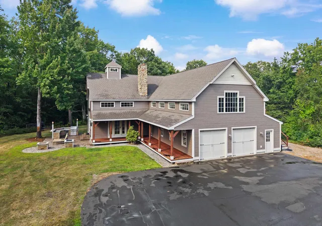 3rd image of 42 Moose Point Dr, Dunbarton, NH 03046 | MLS# 5106820