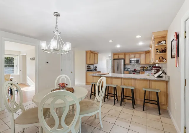 5th image of 8 Lavoie Wy, Somersworth, NH 03878 | MLS# 5106829