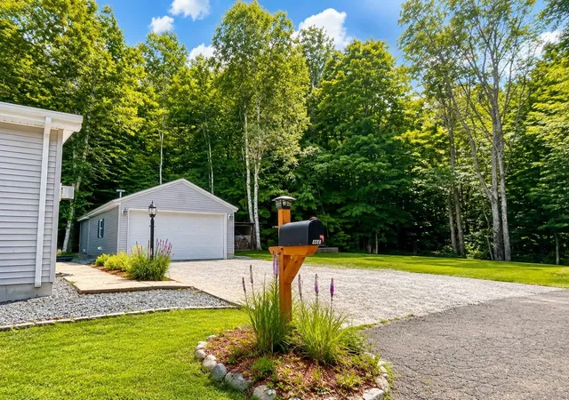 3rd image of 466 Rockingham St, Berlin, NH 03570 | MLS# 5106835