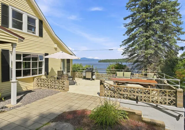 2nd image of 2885 Lake Shore Rd, Gilford, NH 03249 | MLS# 5106846