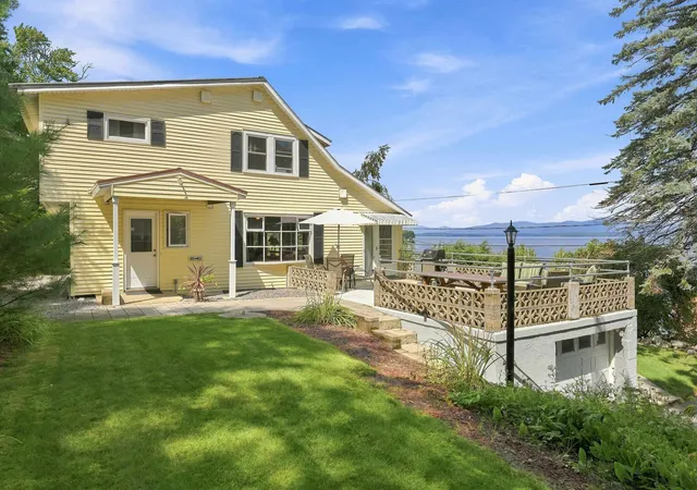 3rd image of 2885 Lake Shore Rd, Gilford, NH 03249 | MLS# 5106846