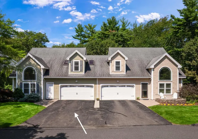 Photo 2 of Sale Pending at 3 Orin Ln, York, ME 03909 | MLS# 5106861 | Listing updated on 2026-09-02
