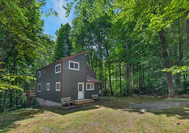 Single family home for sale at 3 Woodchuck Ln, Wilmington, VT 05363 | MLS# 5106862