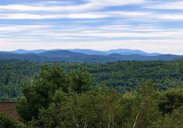2nd image of 11 Rocky Point Rd, Plymouth, NH 03264 | MLS# 5106867