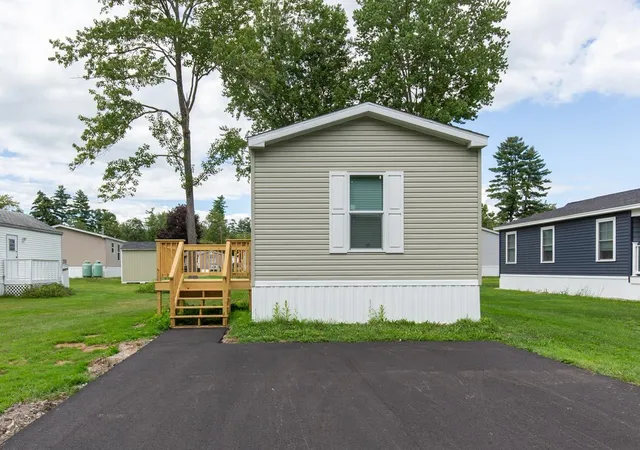 1st image of 16 South Emperor Dr, Concord, NH 03303 | MLS# 5106874