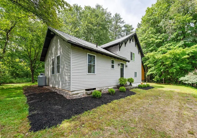 3rd image of 10 Blake Mountain Rd, Thornton, NH 03285 | MLS# 5106882