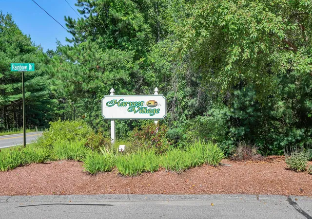 2nd image of 7 Rainbow Dr, Londonderry, NH 03053 | MLS# 5106883