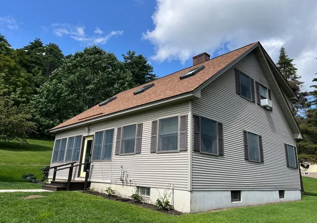 Photo 3 of Single family home for sale at 25 Center St, Proctor, VT 05765 | MLS# 5106891 | Listing updated on 2026-09-16