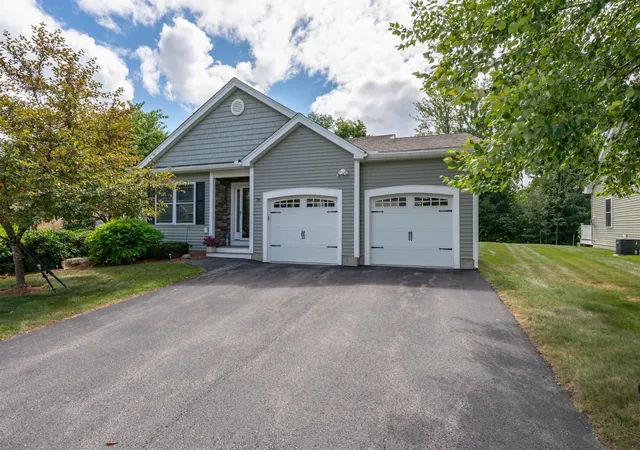 Photo 1 of Sale Pending at 38 Sagewood Dr, Pelham, NH 03076 | MLS# 5106895 | Listing updated on 2026-08-30