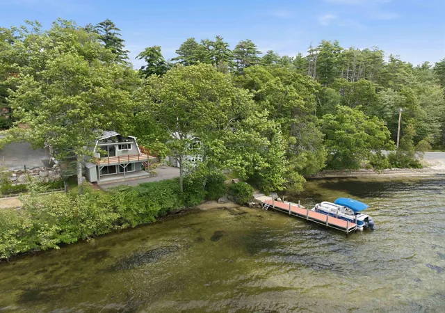 2nd image of 308 Governor Wentworth Hwy, Tuftonboro, NH 03853 | MLS# 5106899