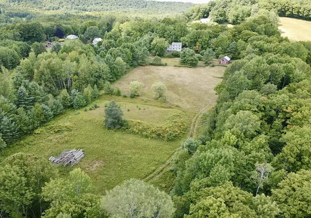Photo 2 of Single family home for sale at 3827 Vershire Center Rd, Vershire, VT 05079 | MLS# 5106912 | Listing updated on 2026-09-14