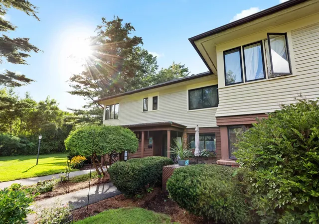 Photo 2 of Sale Pending at 23 Wrisley Ct, Essex Junction, VT 05452 | MLS# 5106917 | Listing updated on 2026-09-16