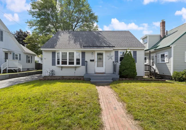 Photo 1 of Sale Pending at 17 Lund St, Nashua, NH 03060 | MLS# 5106936 | Listing updated on 2026-09-01