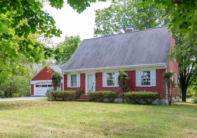 2nd image of 1630 Greenland Rd, Portsmouth, NH 03801 | MLS# 5106938