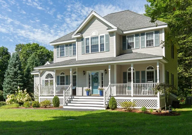 Photo 2 of Sale Pending at 1 Mayfly Ln, Raymond, NH 03077 | MLS# 5106964 | Listing updated on 2026-09-19