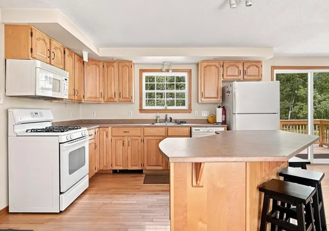 4th image of 26 Chrissy Cir, Barrington, NH 03825 | MLS# 5106970