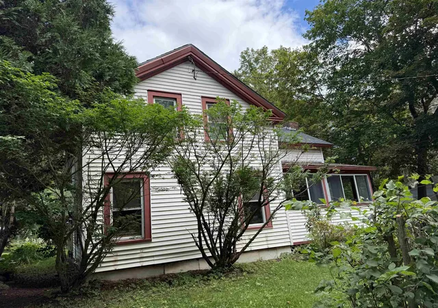 Photo 2 of Single family home for sale at 686 Route 30, Dorset, VT 05261 | MLS# 5106993 | Listing updated on 2026-09-15