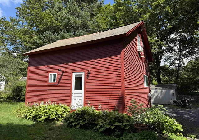 Photo 3 of Single family home for sale at 686 Route 30, Dorset, VT 05261 | MLS# 5106993 | Listing updated on 2026-09-15