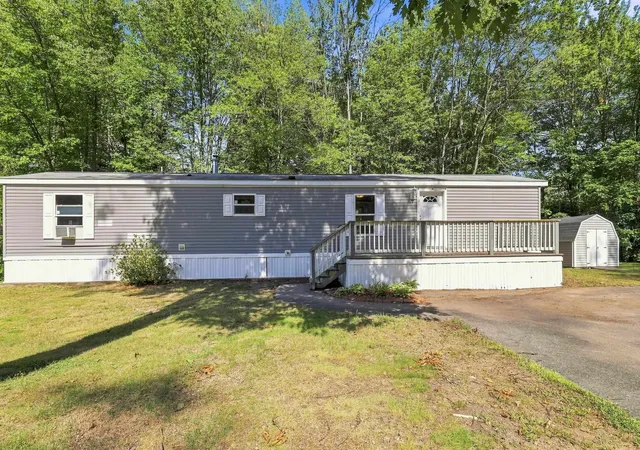 2nd image of 15 Roland Dr, Allenstown, NH 03275 | MLS# 5106999