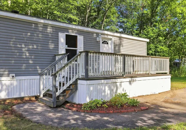 3rd image of 15 Roland Dr, Allenstown, NH 03275 | MLS# 5106999