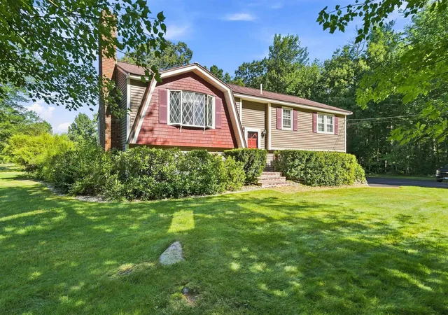 2nd image of 18 Westside Dr, Atkinson, NH 03811 | MLS# 5107010