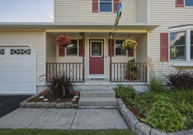 Photo 3 of Sale Pending at 82 Terry Ln, Williston, VT 05495 | MLS# 5107012 | Listing updated on 2026-08-29